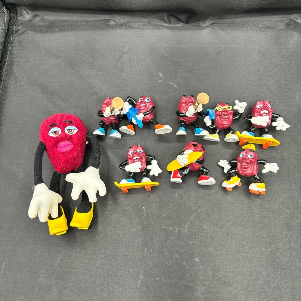 Vintage California Raisins PVC Figures and Plush Lot of 9 1980s Advertising
